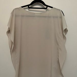 NWT Mexx Metropolitan Silk Blouse Flutter Sleeve in Cream Size 4